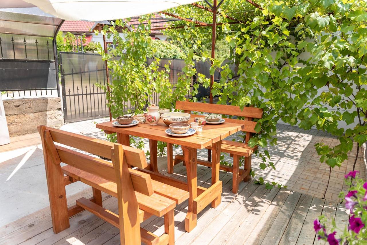 La Fanar Guesthouse Куртя-де-Арджеш Екстер'єр фото